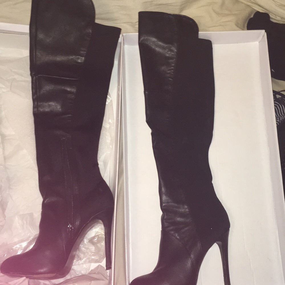 Knee high/ over the knee Steve Madden boots